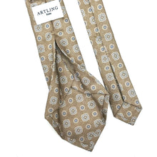 Charger l'image dans la galerie, Cravate 7 plis cappuccino motif foulard bleu