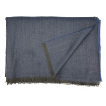 Charger l'image dans la galerie, Foulard cachemire et soie bleu reflets marron