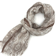 Charger l&#39;image dans la galerie, Foulard en lin imprimée motif tapis persan marron

