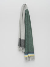 Charger l&#39;image dans la galerie, Echarpe en laine vale, knight, green zest
